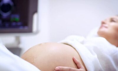 donna gravidanza esame ecografia