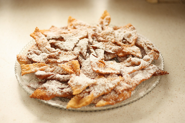 dolci di Carnevale al forno per i bambini