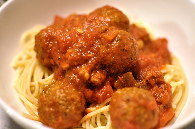 spaghetti con polpette