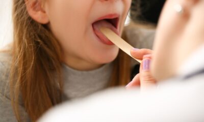 otorinolaringoiatra esame gola bambina
