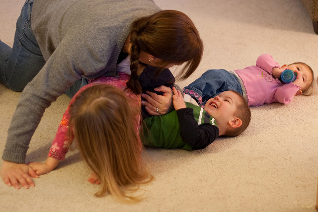 Come insegnare inglese bambini giocando