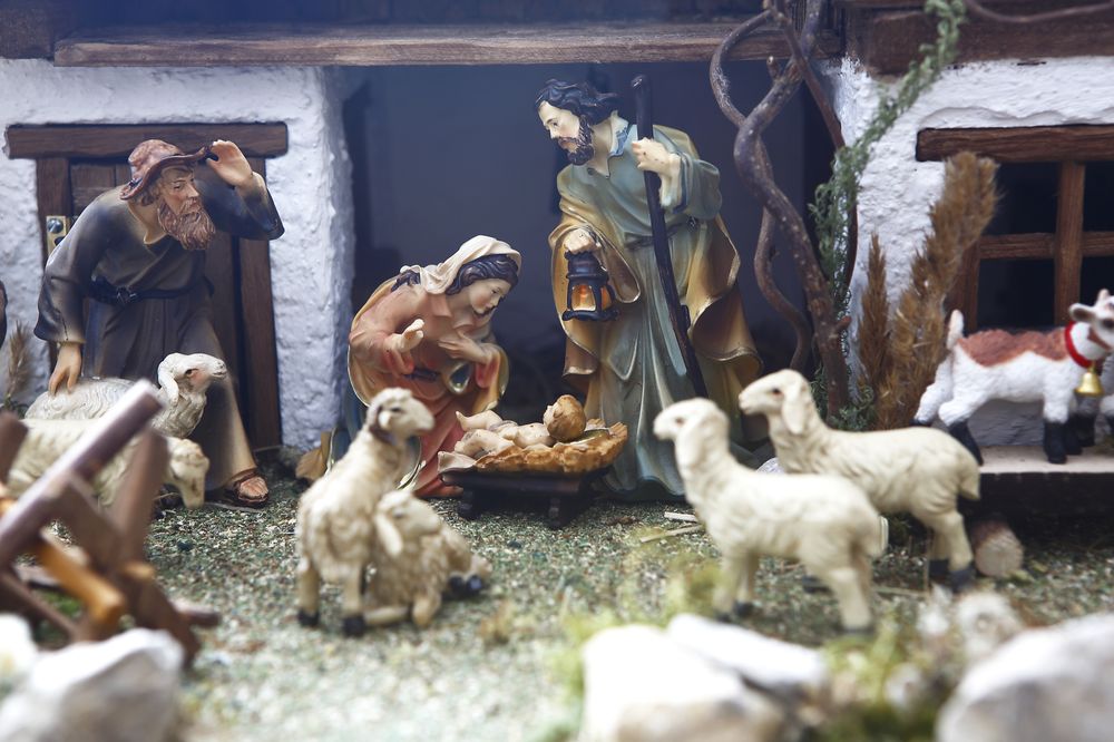 Poesie di Natale in inglese presepe