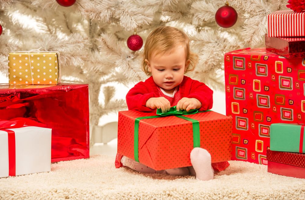 Riciclare i regali di Natale dei bambini doppi