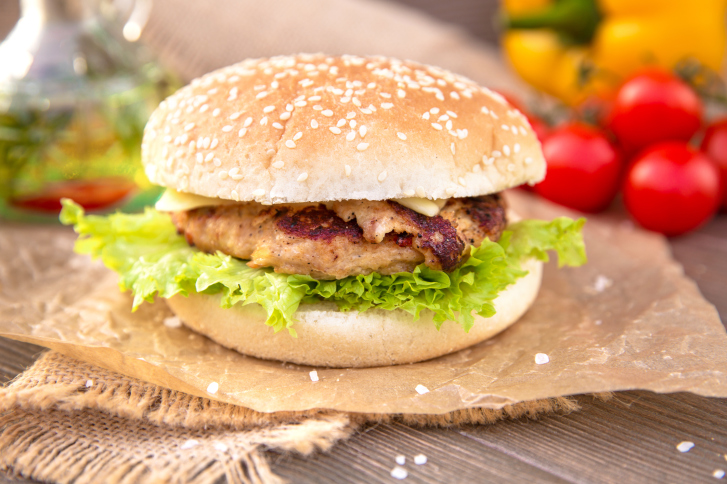 hamburger di pesce preparazione