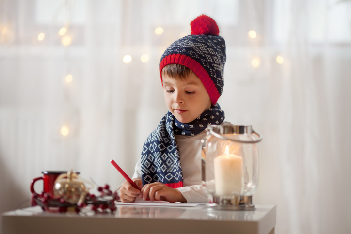 Le frasi di Natale in rima per i biglietti dei bambini