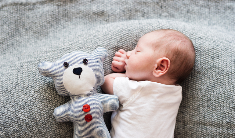 A che età si regolarizza il sonno dei neonati