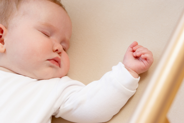 A che età si regolarizza il sonno dei neonati