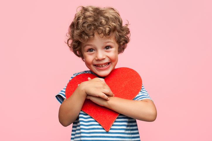 Il metodo danese per crescere bambini felici ed essere genitori sereni