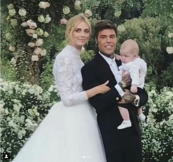 Matrimonio Chiara Ferragni e Fedez, ritratto di famiglia con Leone
