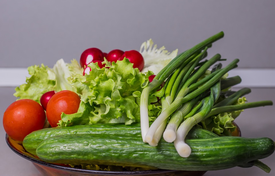 Dieta vegana per bambini, gli esperti sottolineano che non bisogna mai sottovalutare i danni neurologici.