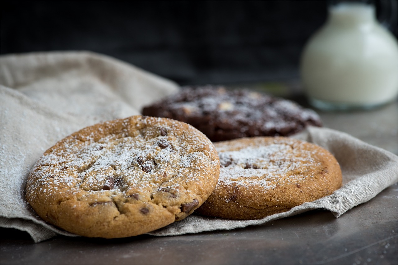 biscotti con le gocce di cioccolato