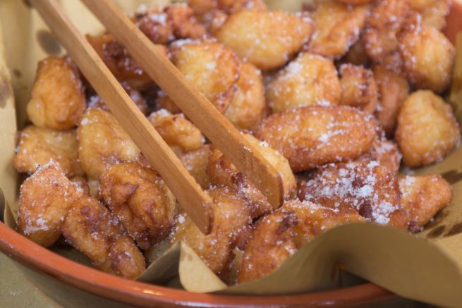 La ricetta delle frittelle di riso da fare a San Giuseppe