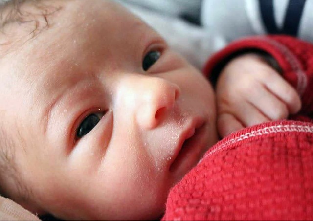 Mughetto nei neonati, i sintomi e come si cura