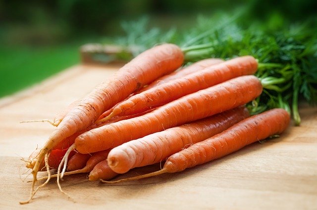 Come fare le carote gratinate per i bambini