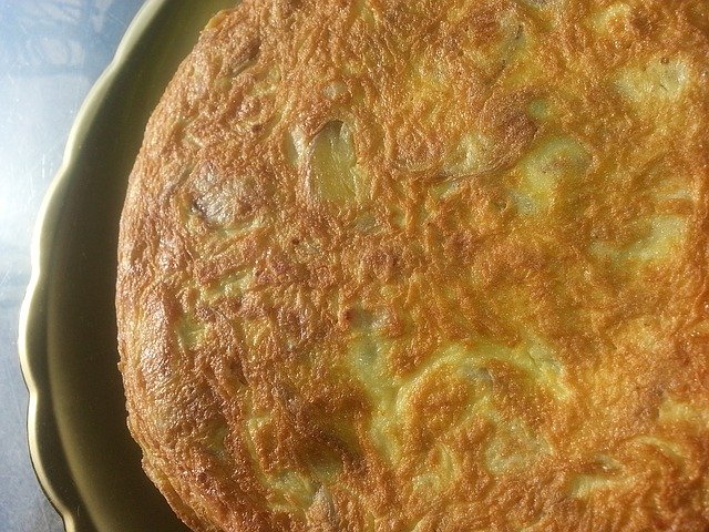 La ricetta della frittata con prosciutto cotto per bambini