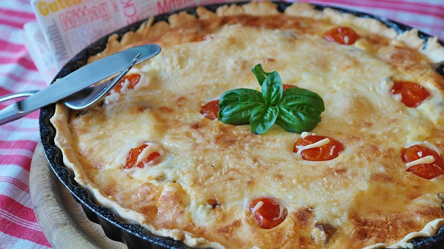 Torta salata per bambini con prosciutto cotto, la ricetta semplice