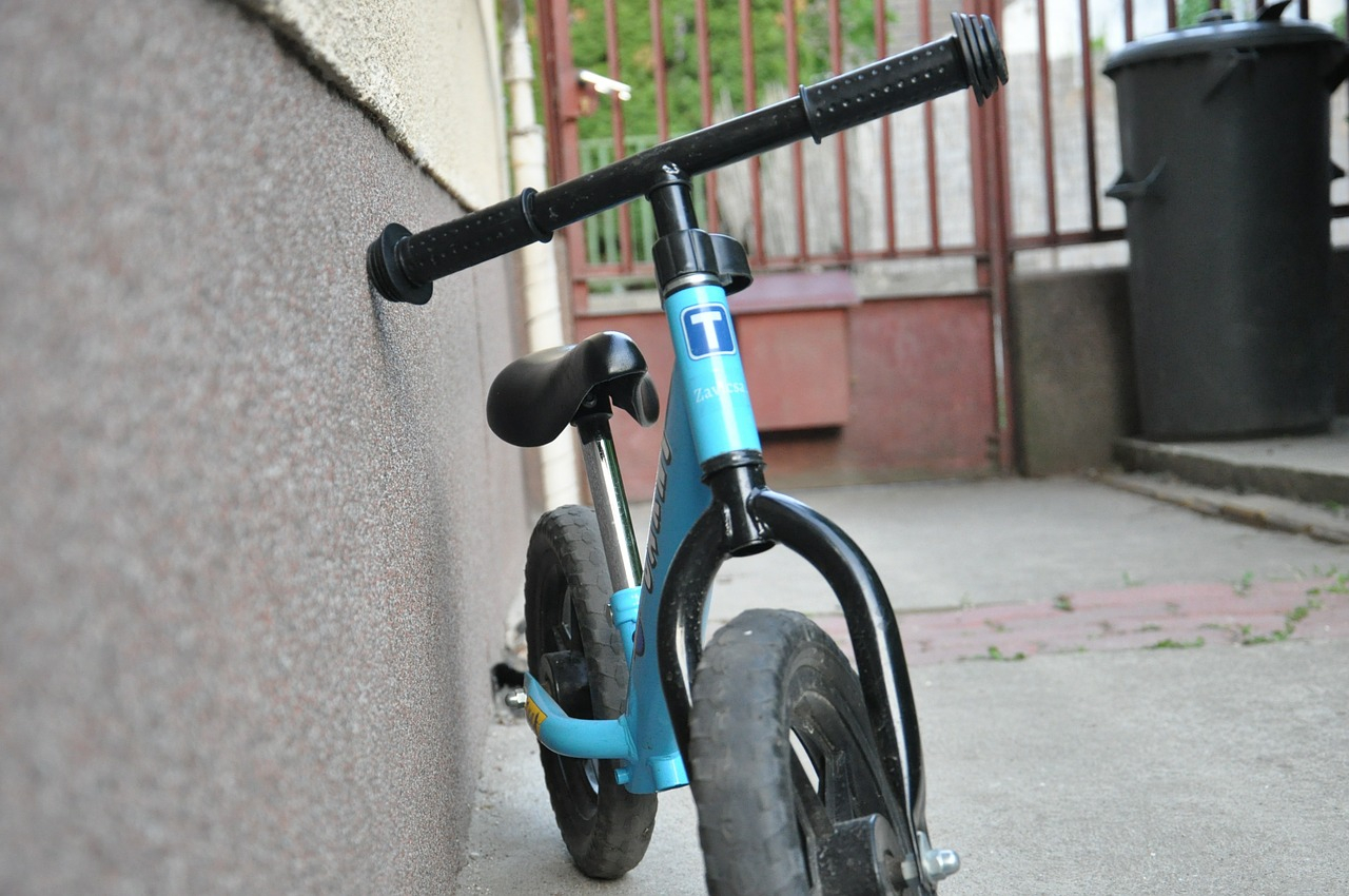 Bicicletta senza pedali, i benefici per i bambini