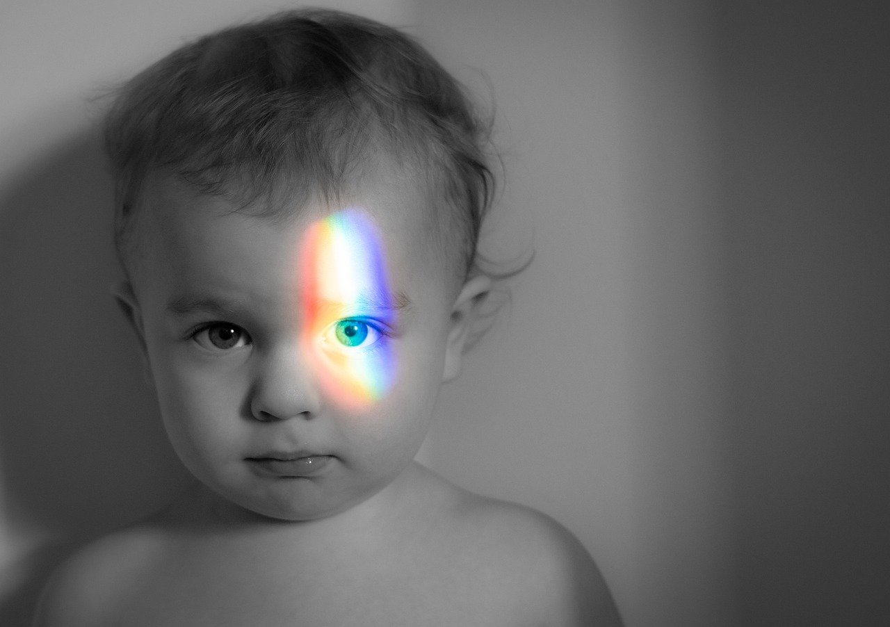 Bambini arcobaleno, chi sono e perché si chiamano così