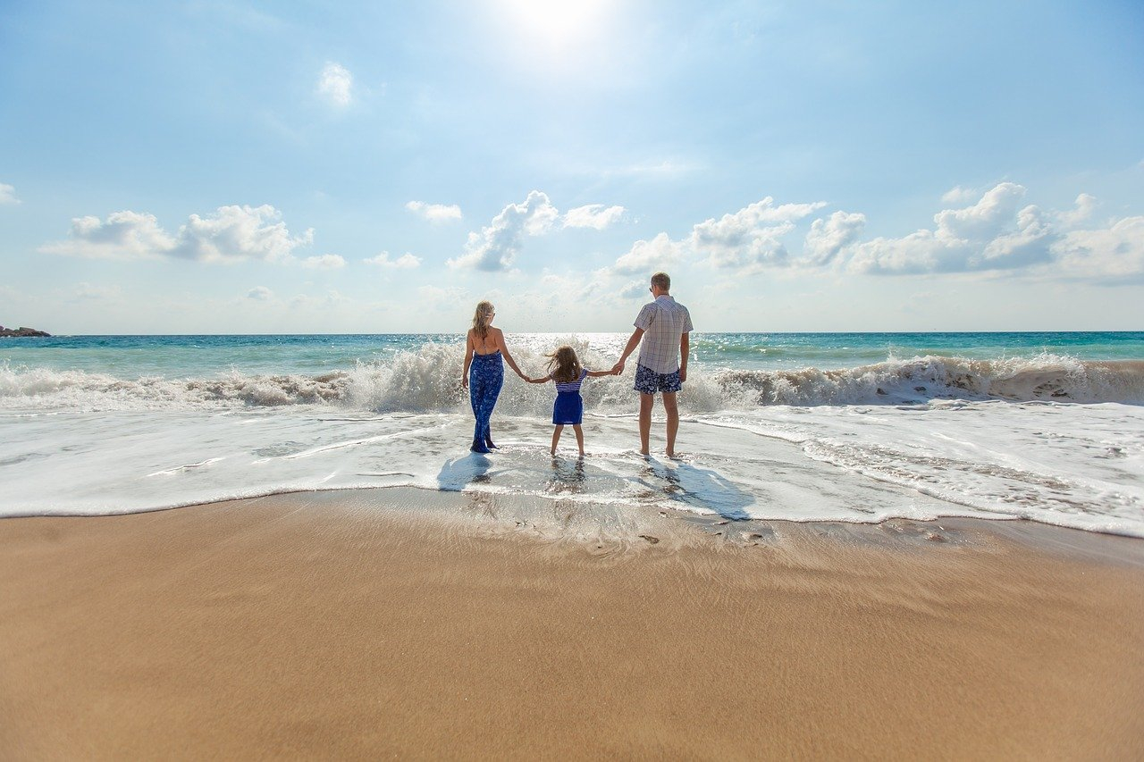 La lista per fare la valigia per il mare con bambini