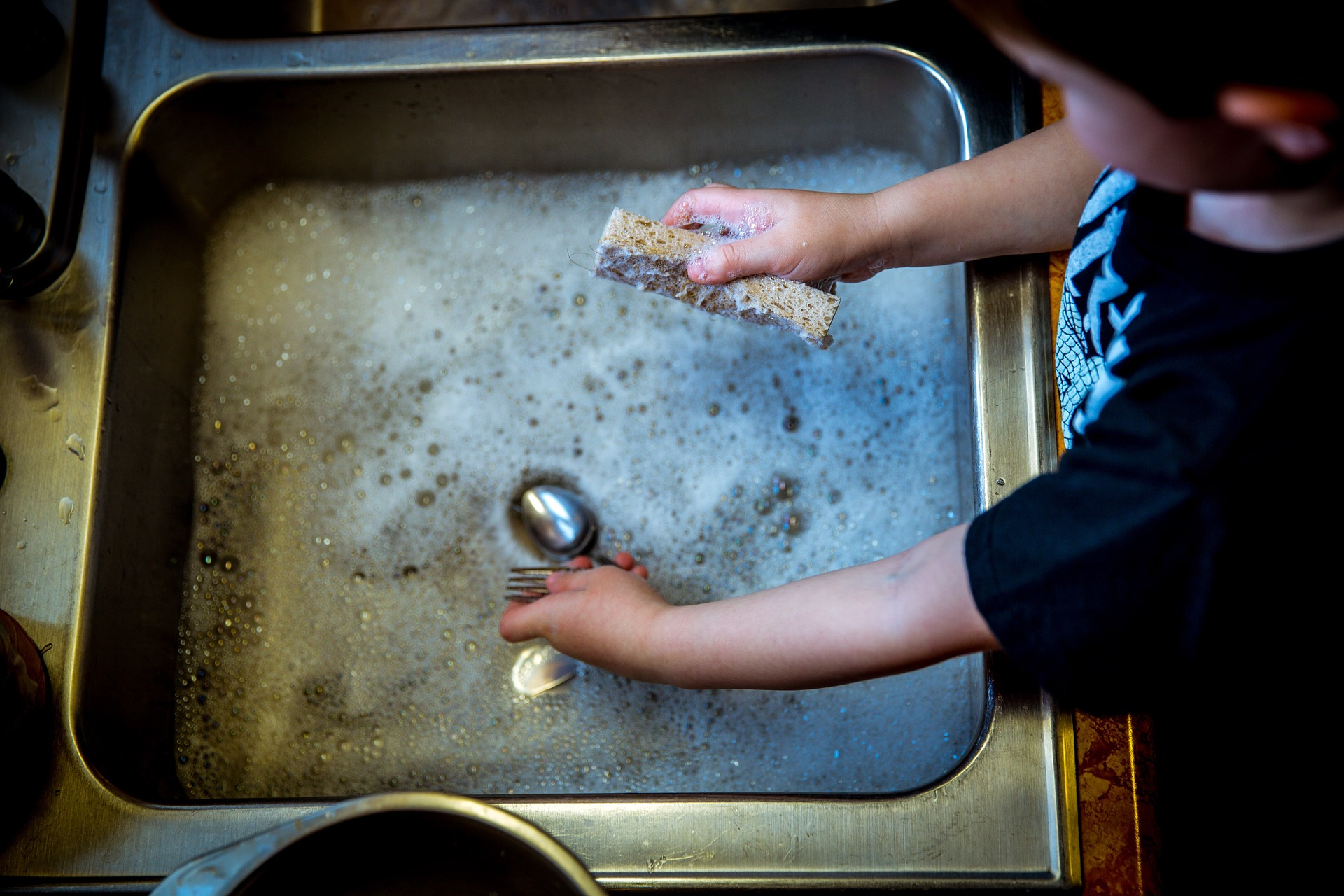 Bambini e faccende domestiche