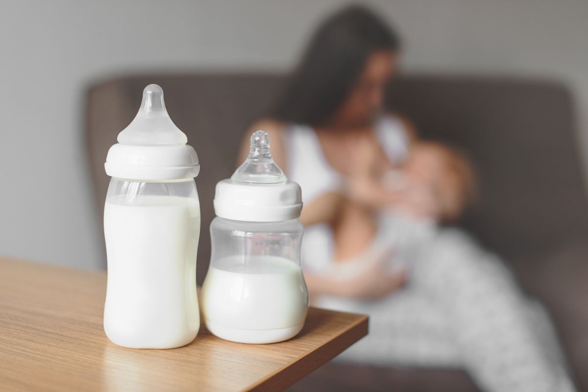 Latte biberon allattamento