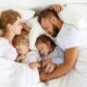 famiglia che dorme