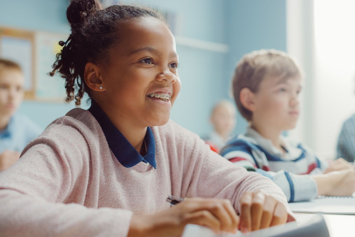 bambini alunni scuola classe