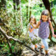 bambine sorelle gita bosco