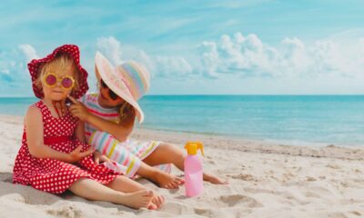 bambine spiaggia mare