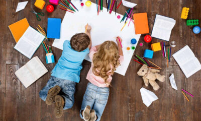 bambini disegno foglio matite colori