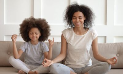 mamma figlia meditazione yoga