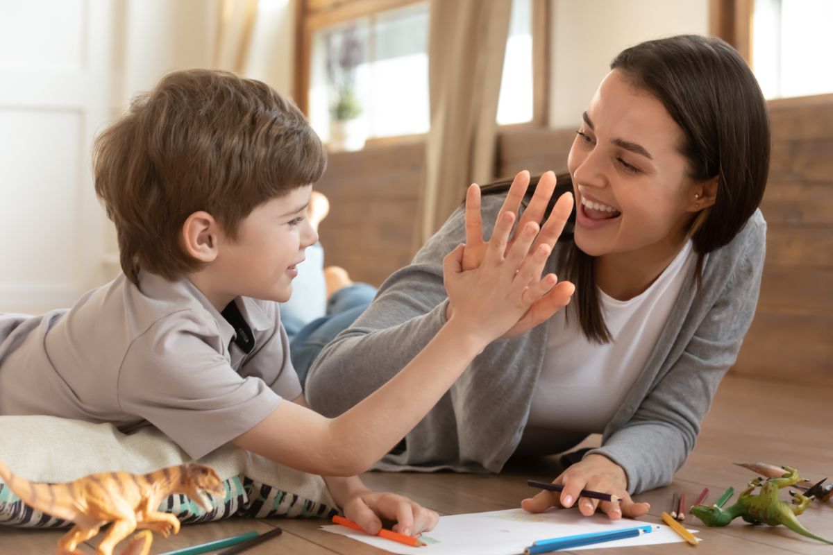 mamma e figlio, attività artistiche