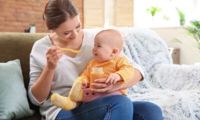 bambino, pappa, primo assaggio