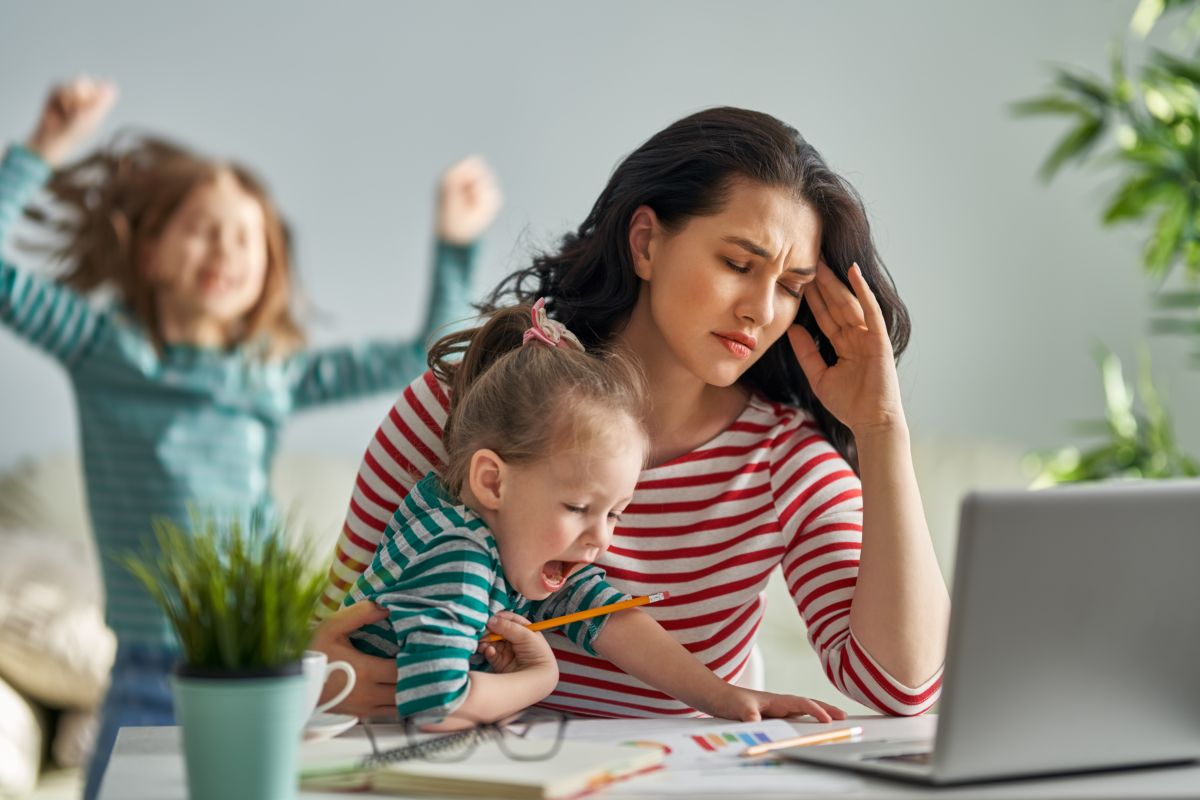 mamma lavoro smartworking, difficoltà