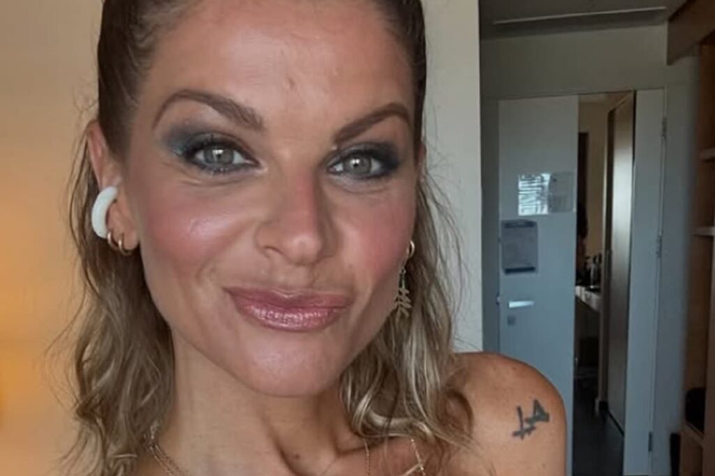 alessandra amoroso look premaman